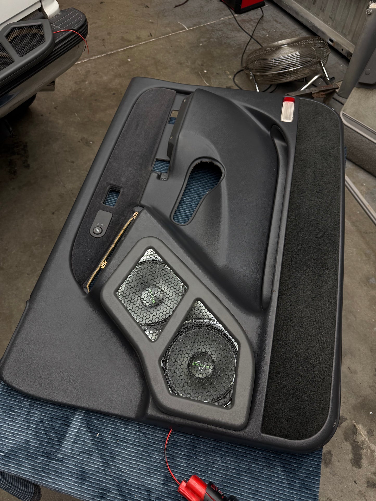 99-06 Door Pods